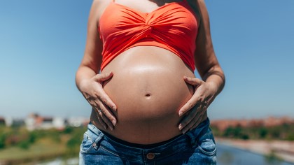 Thời tiết nắng nóng ảnh hưởng gì tới thai nhi ?